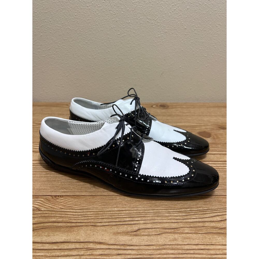 Moschino Spectator Wingtip Oxford Shoes EU 42 Black White Leather Italy Lace Up